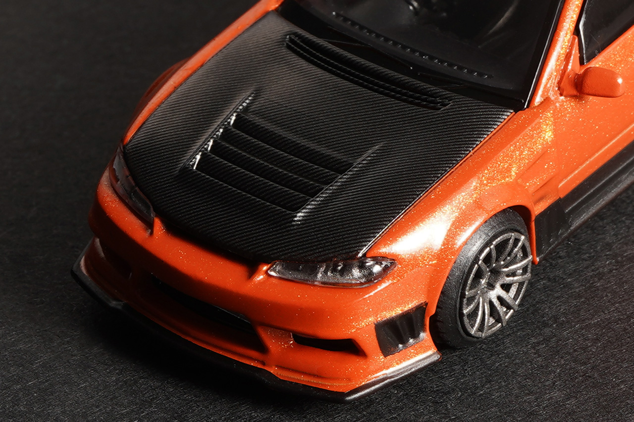 D-MAX / MINI GT 1/64 Nissan シルビア S15 D-MAX メタリックオレンジ(右ハンドル)